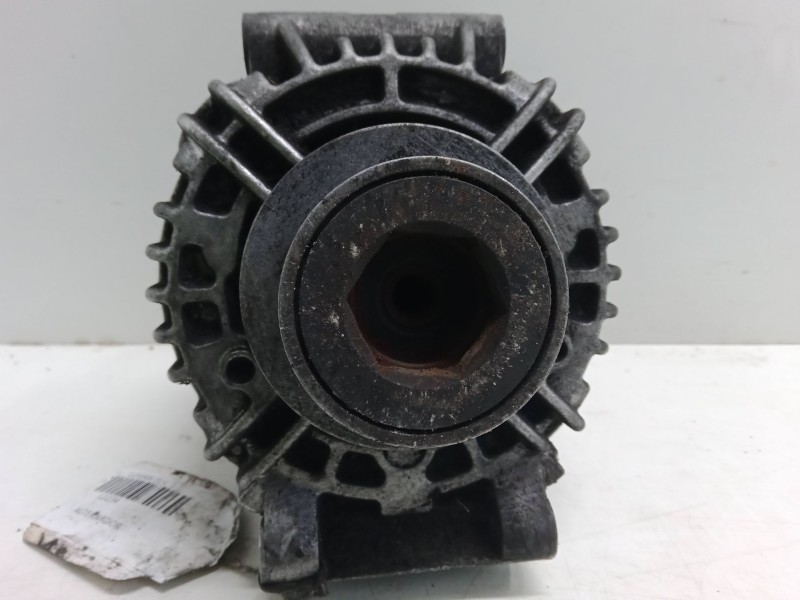 Recambio de alternador para dacia logan (ls_) 1.4 (lsoa, lsoc, lsoe, lsog) referencia OEM IAM 8840124415041.8200660040-A  