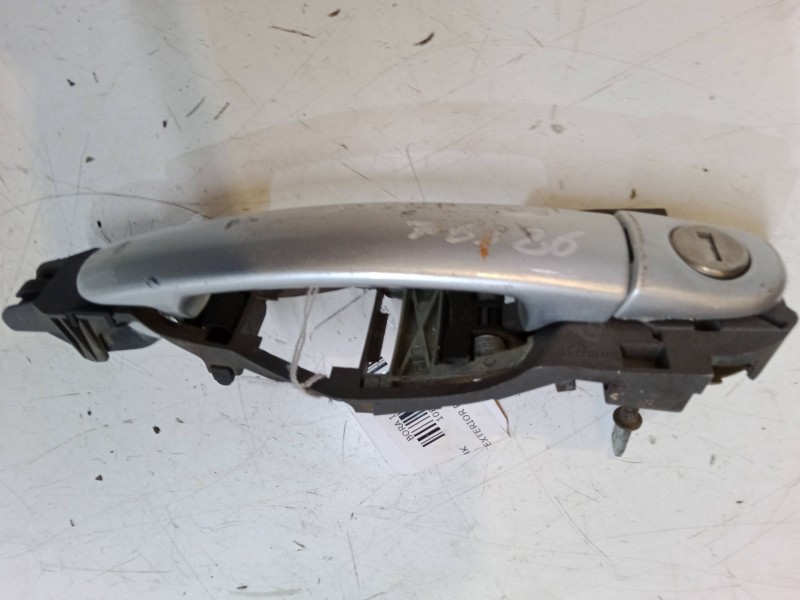 Recambio de maneta exterior puerta delantera derecha para volkswagen bora i (1j2) 2.0 referencia OEM IAM   