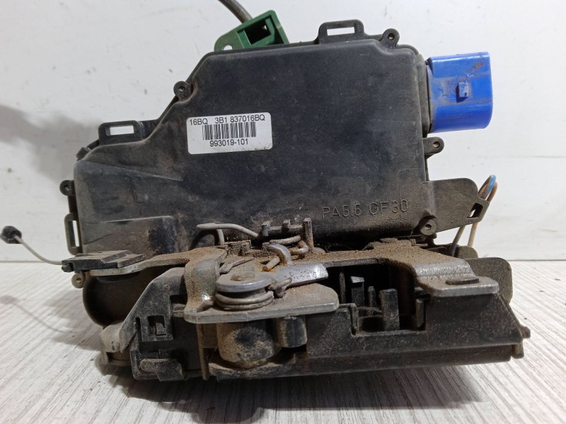 Recambio de cerradura puerta delantera derecha para seat ibiza iii (6l1) 1.4 16v referencia OEM IAM   