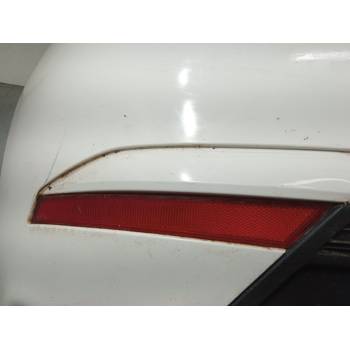 PARAGOLPES TRASERO 