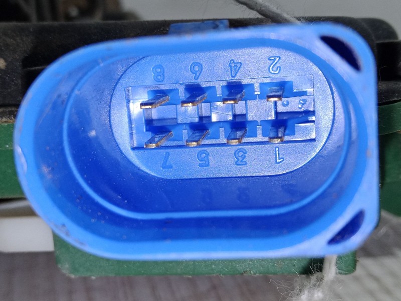 Recambio de cerradura puerta delantera derecha para seat ibiza iii (6l1) 1.4 16v referencia OEM IAM   