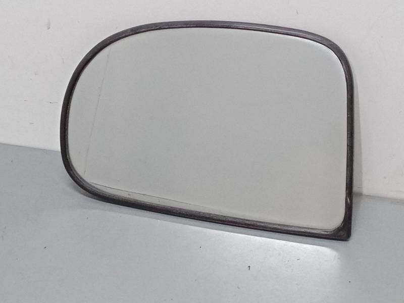 CRISTAL RETROVISOR IZQUIERDO 