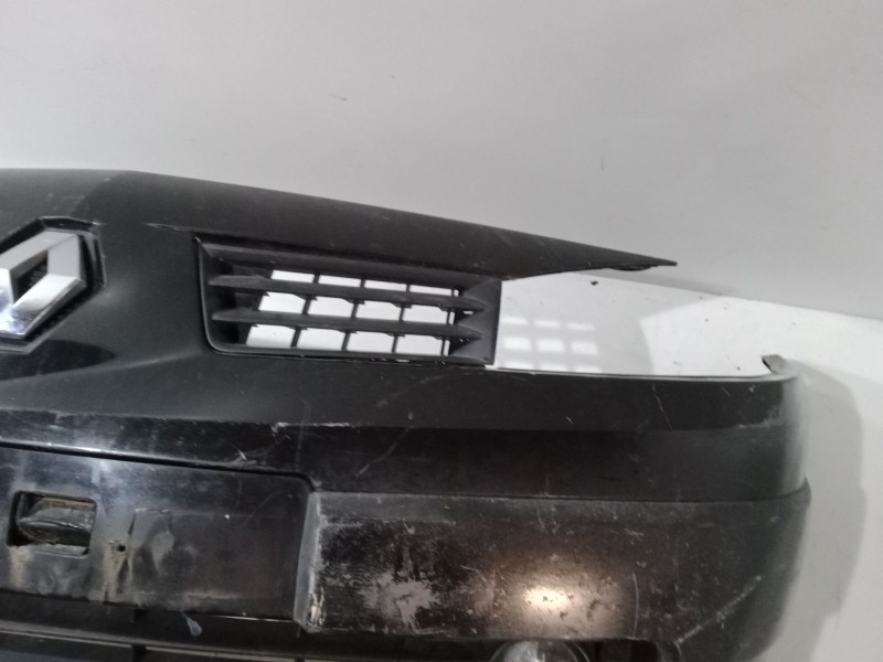 Recambio de paragolpes delantero para renault megane ii (bm0/1_, cm0/1_) 1.6 16v (bm0c, cm0c) referencia OEM IAM   