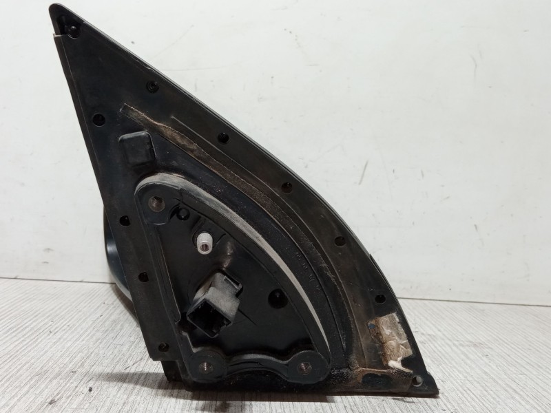 Recambio de retrovisor electrico izquierdo para hyundai accent iii sedán (mc) 1.4 gl referencia OEM IAM   