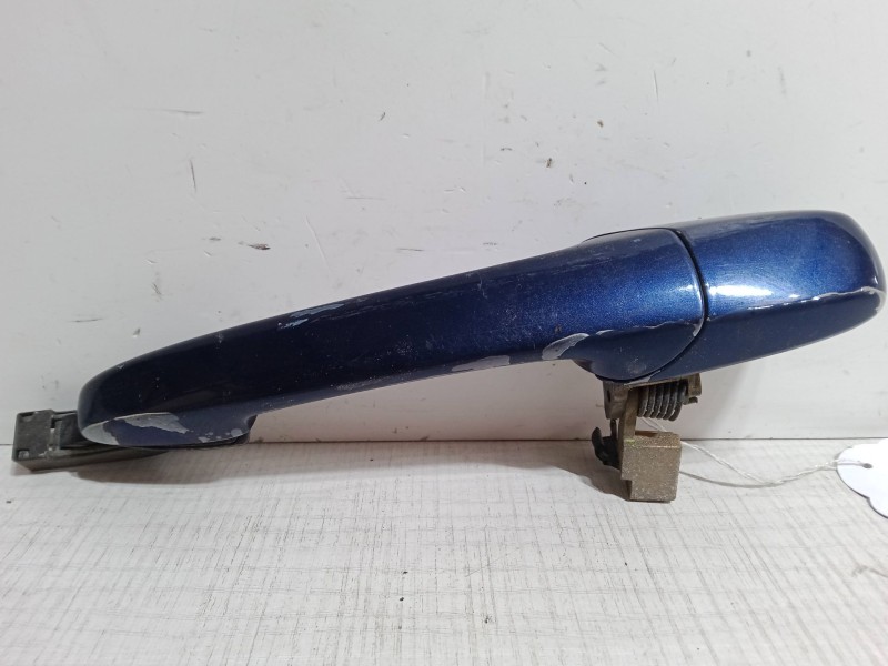 Recambio de maneta exterior puerta delantera derecha para mazda 2 (dy) 1.4 cd referencia OEM IAM   