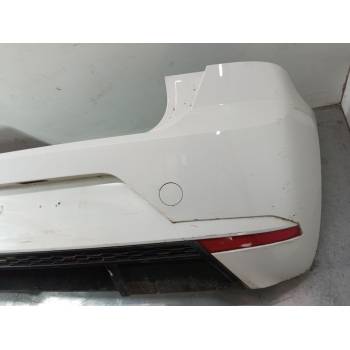PARAGOLPES TRASERO 