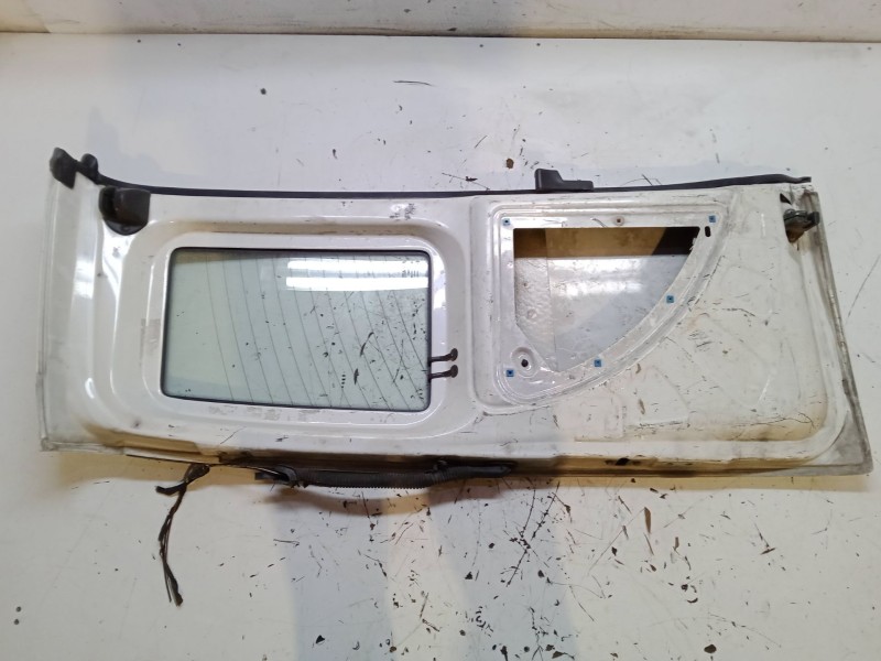 Recambio de porton trasero derecho para fiat doblo monospace (119_, 223_) 1.3 jtd referencia OEM IAM   