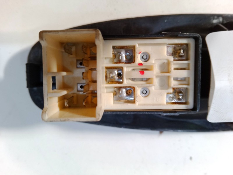 Recambio de mando elevalunas delantero derecho para hyundai accent ii (lc) 1.3 referencia OEM IAM   