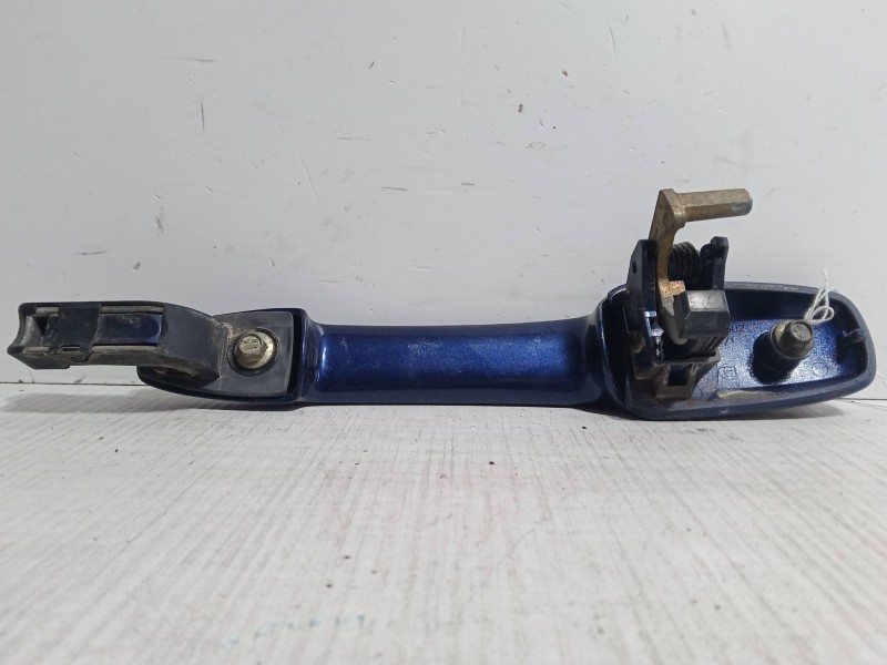 Recambio de maneta exterior puerta trasera derecha para mazda 2 (dy) 1.4 cd referencia OEM IAM   