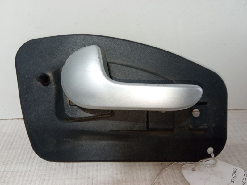 Recambio de maneta interior puerta trasera izquierda para opel corsa c (x01) 1.3 cdti (f08, f68) referencia OEM IAM 316053479  