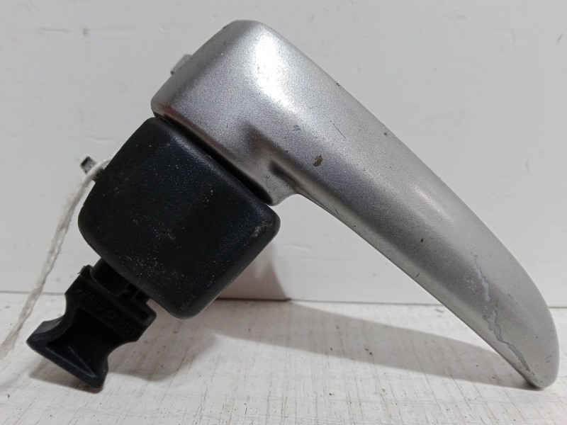 Recambio de maneta interior puerta trasera derecha para mazda 2 (dy) 1.4 cd referencia OEM IAM   