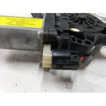 ELEVALUNAS ELECTRICO DELANTERO DERECHO 3036928A 