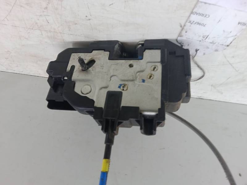 CERRADURA PUERTA TRASERA IZQUIERDA 