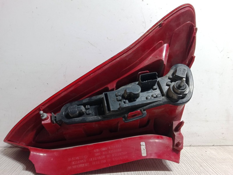 Recambio de piloto trasero izquierdo para citroën c4 coupé (la_) 1.6 hdi referencia OEM IAM   