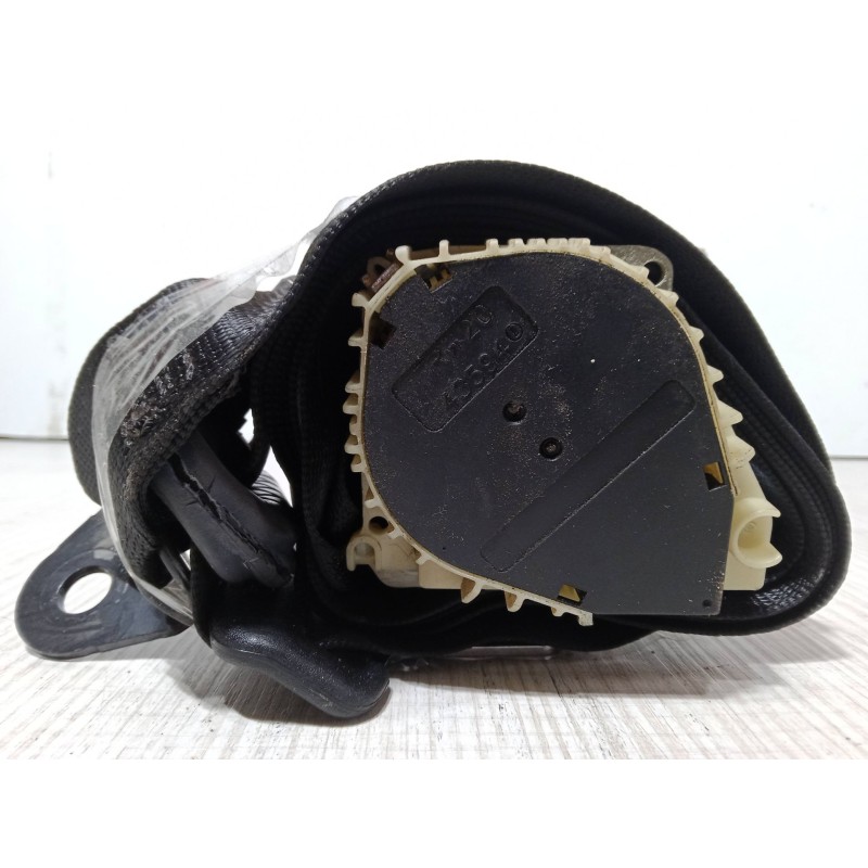 Recambio de cinturon seguridad trasero derecho para opel corsa c (x01) 1.3 cdti (f08, f68) referencia OEM IAM   