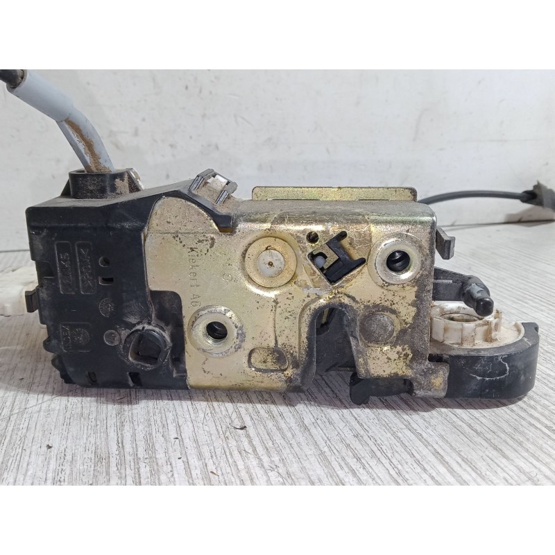 Recambio de cerradura puerta delantera izquierda para opel astra g hatchback (t98) 2.0 dti 16v (f08, f48) referencia OEM IAM   