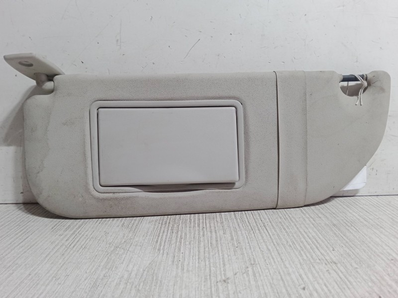 Recambio de parasol izquierdo para toyota aygo (_b1_) 1.0 (kgb10_) referencia OEM IAM   