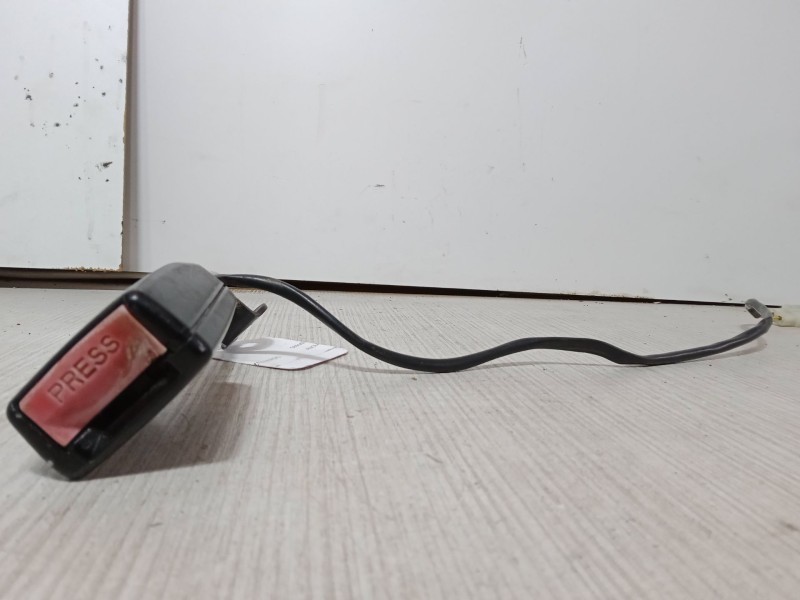 Recambio de anclaje cinturon delantero izquierdo para tata indigo (4_v2) 1.4 referencia OEM IAM   