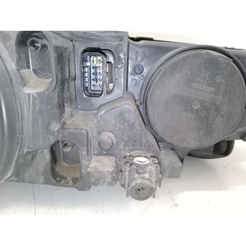 Recambio de faro izquierdo para citroën c4 grand picasso ii (da_, de_) 2.0 bluehdi 150 referencia OEM IAM   