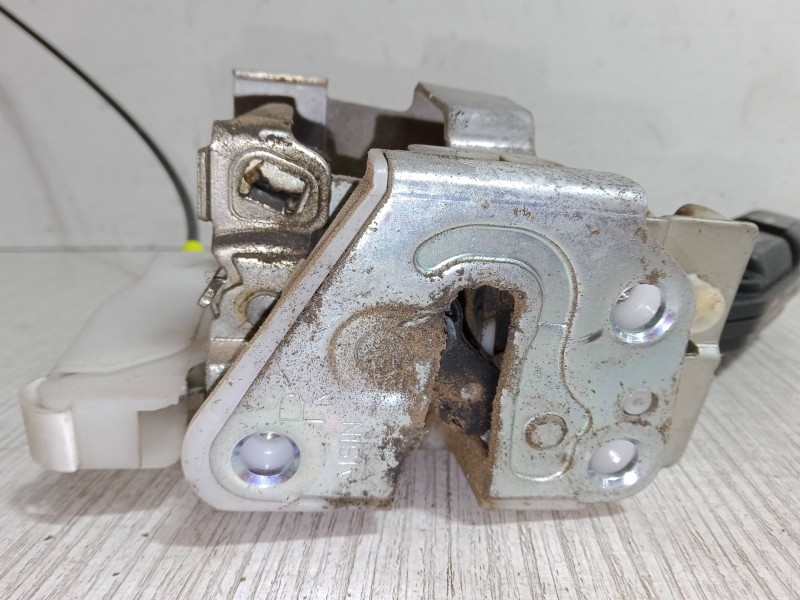 Recambio de cerradura puerta trasera derecha para toyota aygo (_b1_) 1.0 (kgb10_) referencia OEM IAM   