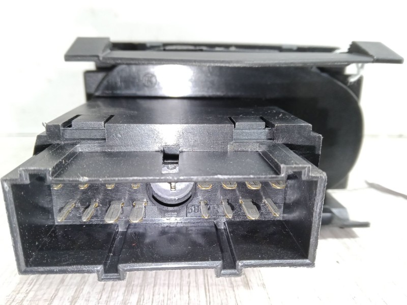 Recambio de conmutador de luces para ford focus ii (da_, hcp, dp) 1.6 tdci referencia OEM IAM   