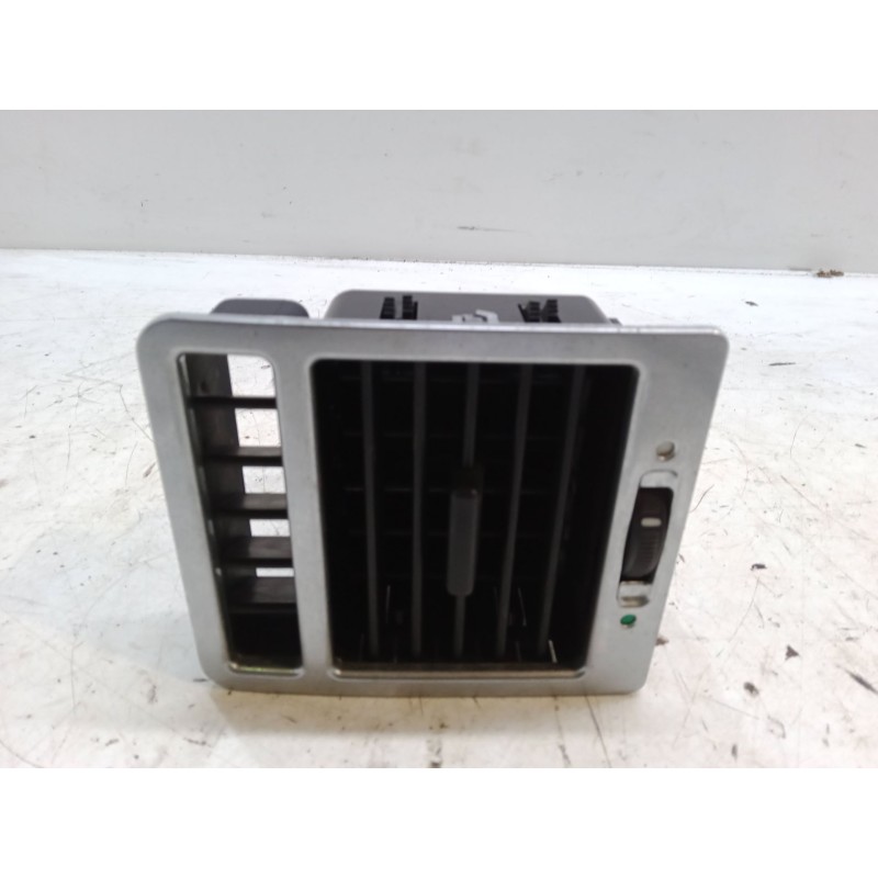 Recambio de aireador derecho para land rover range rover i 4.3 vogue lse 4x4 referencia OEM IAM JVE000041  