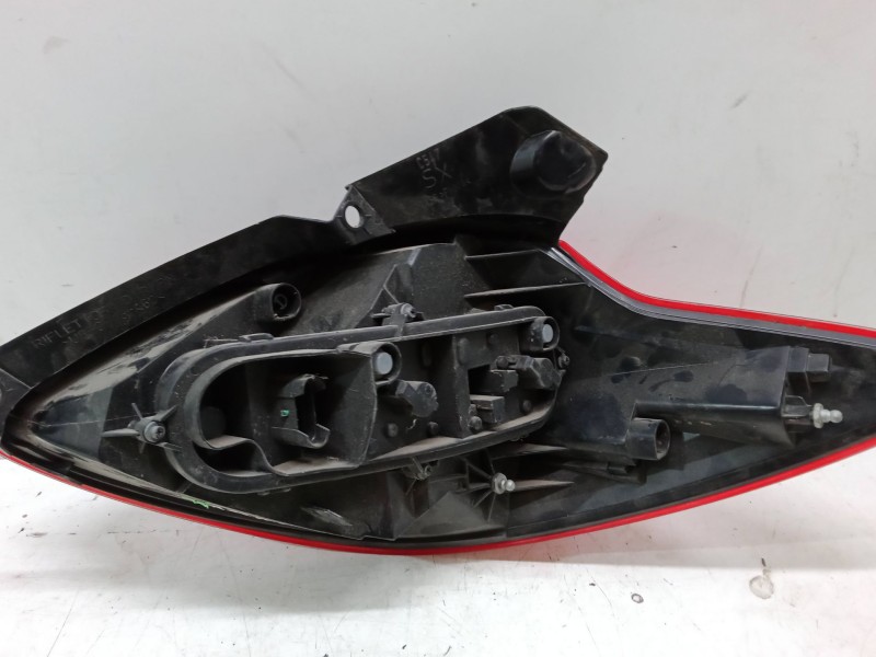 Recambio de piloto trasero izquierdo para ford ka (ru8) 1.2 referencia OEM IAM   