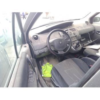 RENAULT GRAND SCÉNIC II (JM0/1_)