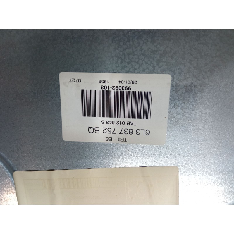 Recambio de elevalunas electrico delantero derecho para seat ibiza iii (6l1) 1.4 16v referencia OEM IAM 6L3837752BQ  