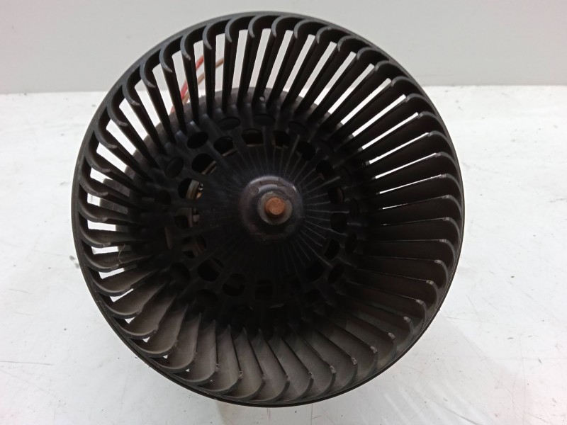 Recambio de motor calefaccion para peugeot 207/207+ (wa_, wc_) 1.6 hdi referencia OEM IAM GMVA7RF  