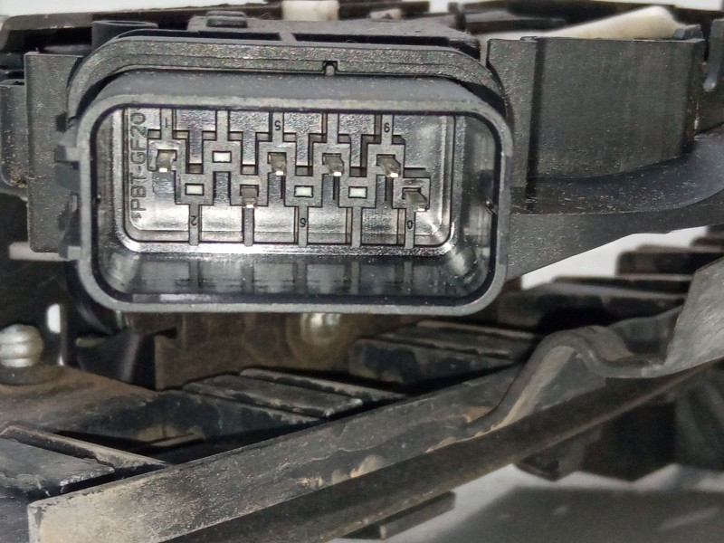 Recambio de cerradura puerta delantera izquierda para ford focus ii (da_, hcp, dp) 1.6 tdci referencia OEM IAM    Recambio de cerradura puerta delantera izquierda para ford focus ii (da_, hcp, dp) 1.6 tdci referencia OEM IAM