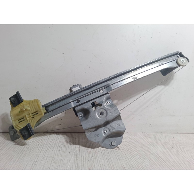 Recambio de elevalunas electrico delantero izquierdo para renault clio iv (bh_) 1.5 dci 75 referencia OEM IAM 128001472B  903031