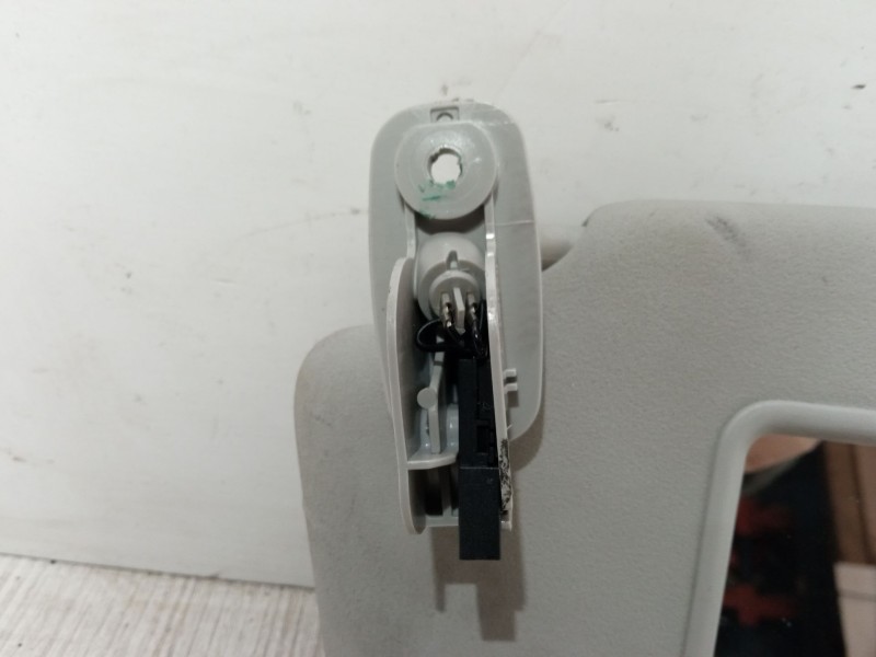 Recambio de parasol izquierdo para audi a3 sportback (8pa) 1.6 fsi referencia OEM IAM   