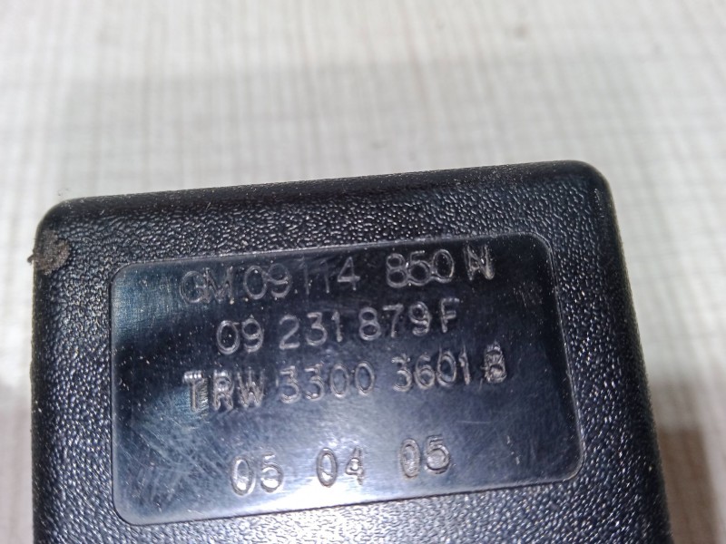 Recambio de anclaje cinturon trasero central para opel corsa c (x01) 1.3 cdti (f08, f68) referencia OEM IAM 09231879F.TRW3300360