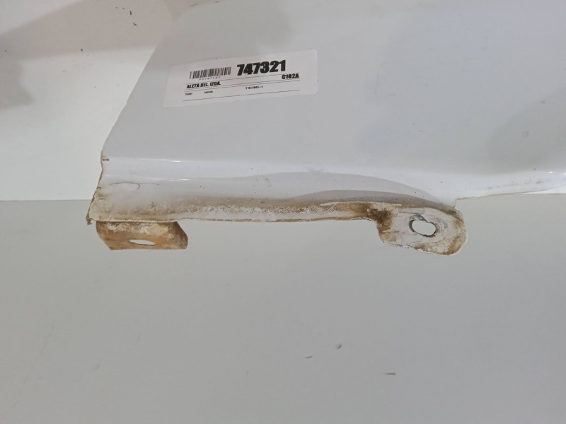 Recambio de aleta delantera izquierda para lancia y10 (156_) 1.0 fire (156aa) referencia OEM IAM   