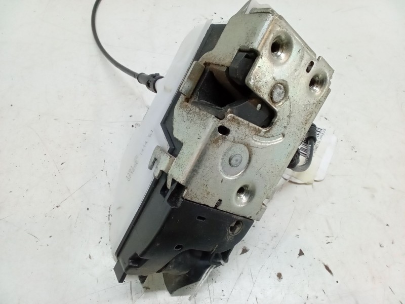 Recambio de cerradura puerta delantera izquierda para renault scénic ii (jm0/1_) 1.6 16v (jm1r) referencia OEM IAM   