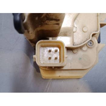CERRADURA PUERTA DELANTERA DERECHA 