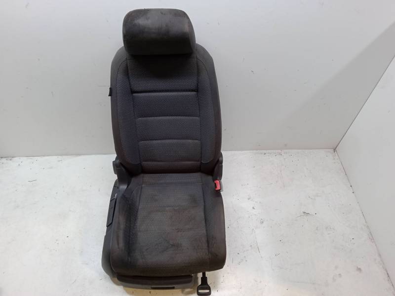 ASIENTO DELANTERO DERECHO 