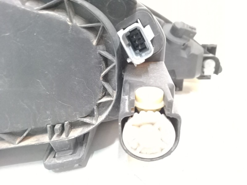 Recambio de faro izquierdo para peugeot 206 hatchback (2a/c) 1.4 hdi eco 70 referencia OEM IAM   