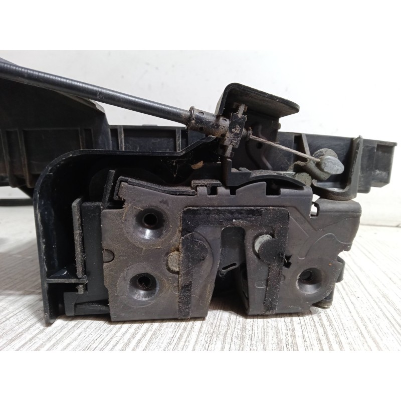 Recambio de cerradura puerta delantera derecha para ford focus ii (da_, hcp, dp) 1.6 tdci referencia OEM IAM   