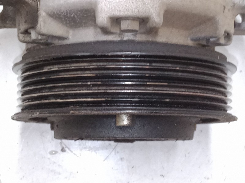 Recambio de compresor a/a para volkswagen golf vi (5k1) 1.6 tdi referencia OEM IAM AI30535N  PAG46