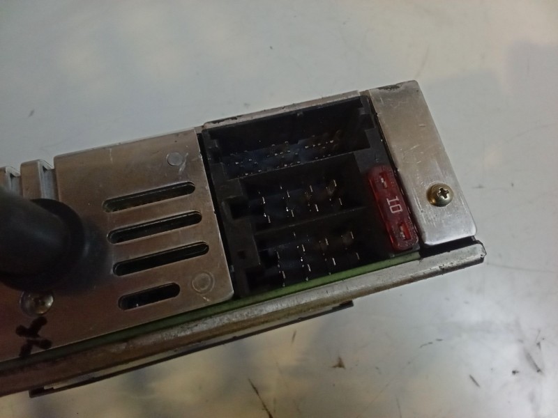 Recambio de radio cd para citroën c3 i (fc_, fn_) 1.4 hdi referencia OEM IAM    Recambio de radio cd para citroën c3 i (fc_, fn_) 1.4 hdi referencia OEM IAM