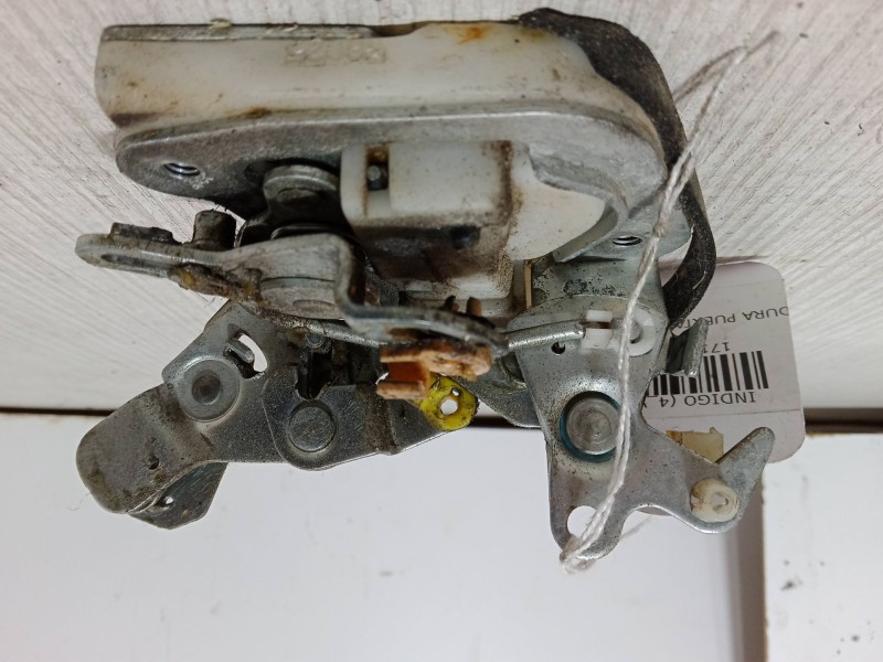 Recambio de cerradura puerta trasera derecha para tata indigo (4_v2) 1.4 referencia OEM IAM   