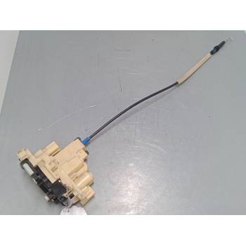 CERRADURA PUERTA TRASERA DERECHA 