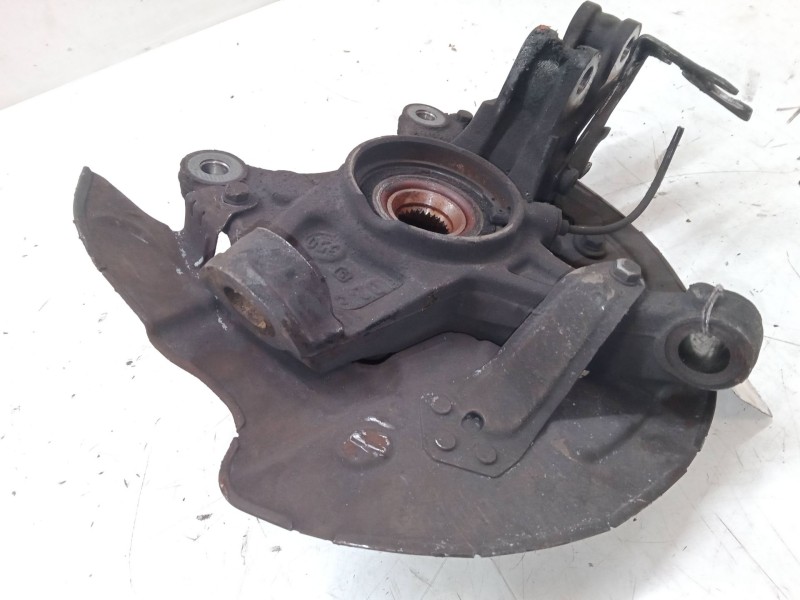 Recambio de mangueta delantera derecha para citroën c4 grand picasso ii (da_, de_) 2.0 bluehdi 150 referencia OEM IAM   