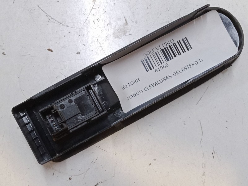 Recambio de mando elevalunas delantero derecho para volkswagen golf vi (5k1) 1.6 tdi referencia OEM IAM   