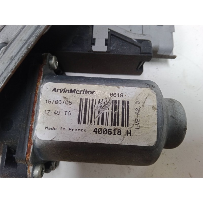 Recambio de elevalunas electrico delantero derecho para citroën c3 i (fc_, fn_) 1.4 hdi referencia OEM IAM 400618H  