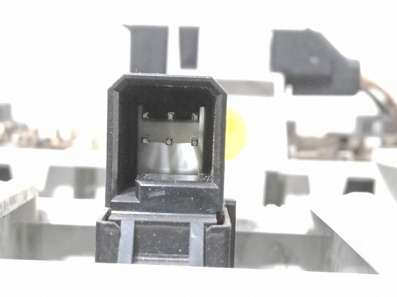 Recambio de luz interior delantera para opel zafira b furgoneta/monovolumen (a05) 1.9 cdti van (m75) referencia OEM IAM   