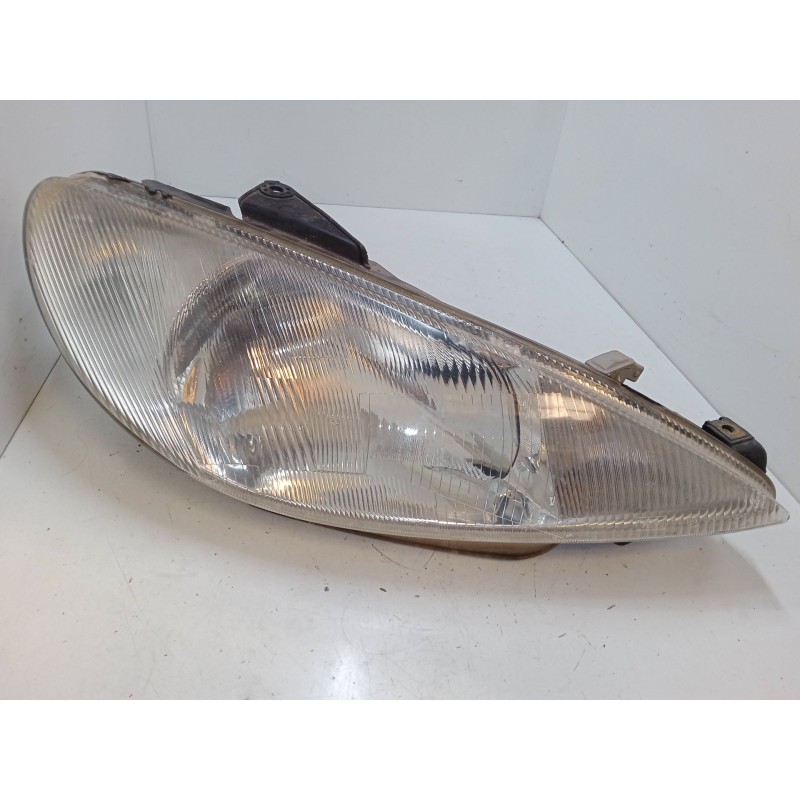 Recambio de faro derecho para peugeot 206 hatchback (2a/c) 1.9 d referencia OEM IAM 9632689280  