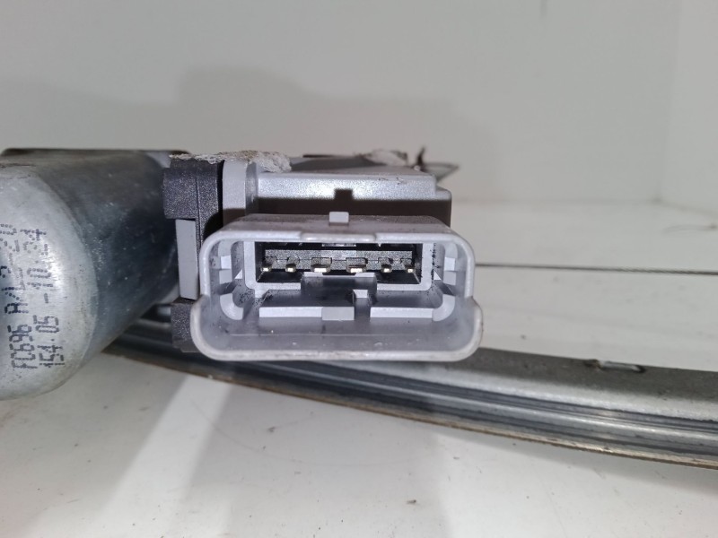 Recambio de elevalunas electrico delantero izquierdo para citroën c3 i (fc_, fn_) 1.4 hdi referencia OEM IAM 40066119H  